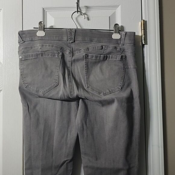 Democracy gray distressed wide elastic band AB solution skinny jeans  Sz 14 NWOT - Picture 6 of 7